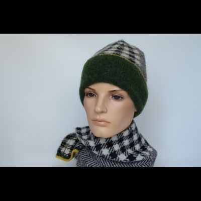 Вязаная шапка в клетку с зеленым отворотом Vizio Италия 8076 CRYO