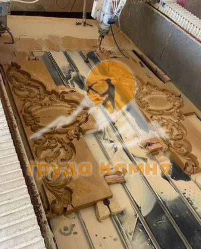 Барельеф из камня