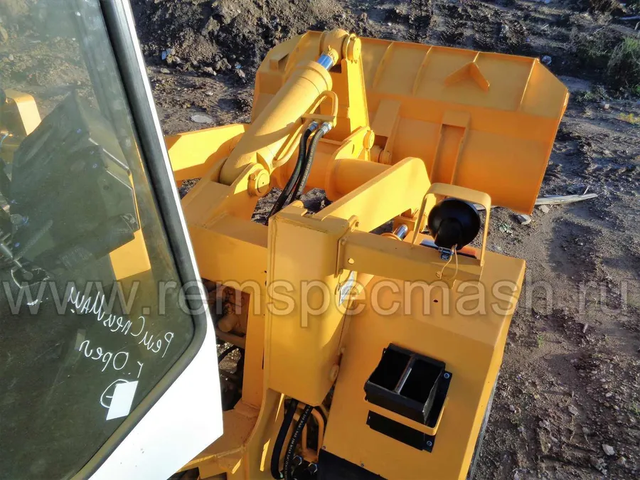 Фронтальный погрузчик Амкодор 333, после капремонта.