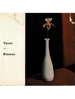 Vasen und Blumen