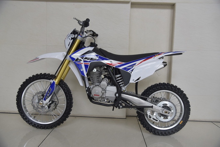 Фара bse j1