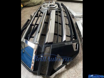 Решетка Toyota Land Cruiser 200 2015-2021 LOUNGE 19