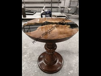 Эксклюзивный стол (карагач + эпоксидная смола)