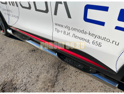Пороги труба с проступью Папа Тюнинг d76 для OMODA C5 Рестайлинг 2026-