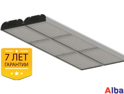 мощный яркий светильник