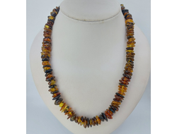 Бусы простые из темно-зеленого янтаря