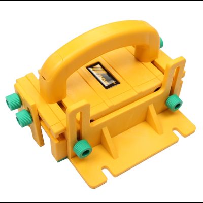 Многофункциональный толкатель для безопасной работы на фрезерных и циркулярных станках