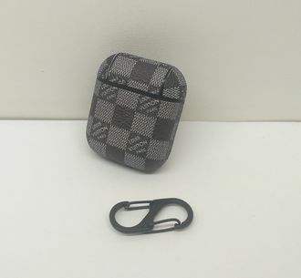 Чехол для наушников Airpods с карабином арт. 31341