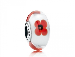 Шарм пандора муранское стекло красные цветы 791636