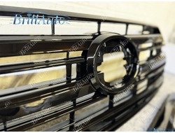 Решетка Toyota Land Cruiser 200 Executive черная антихром