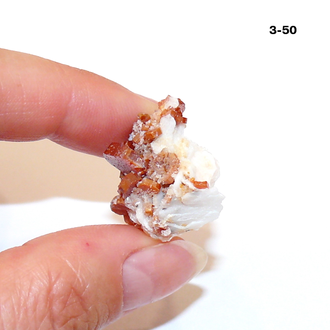 Ванадинит натуральный (щетка) №3-50: 24*21*20мм