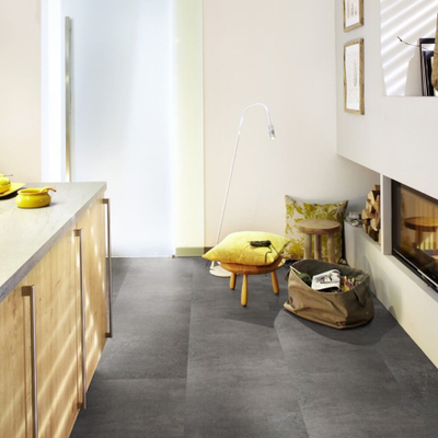 Виниловый пол Wineo 600 stone XL SoHoFactory RLC205W6 в интерьере кухни