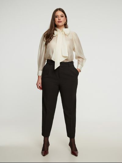 Женская блузка с принтом большого размера в модном бутике XLady