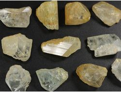 Топаз, кристалл, "дикий", в ассортименте, Россия, Забайкальский край (12-16 мм, 1,3-2 г) №36031