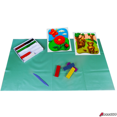 Клеёнка настольная ПИФАГОР для уроков труда, ПВХ, зеленая, 69×40 см. 227057