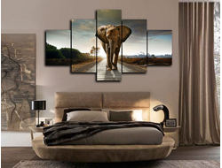 Модульная картина "Слон на тропе"