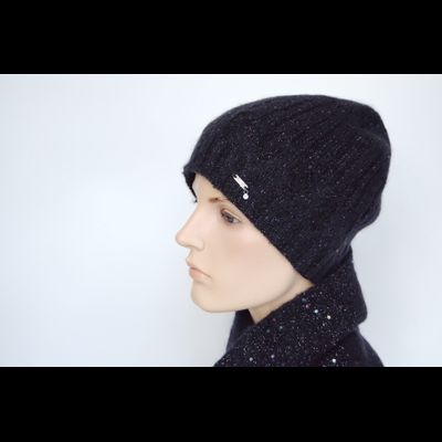 Черная вязаная шапка с пайетками Vizio Италия 8064 C