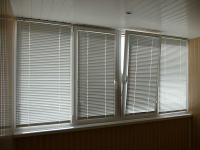 Жалюзи горизонтальные HOLIS, цвет БЕЛЫЙ