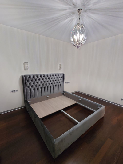 Современная дизайнерская кровать Марго, мягкие съемные подушки в изголовье, фанера, усиленная металлом, с подъемным механизмом и бельевым ящиком