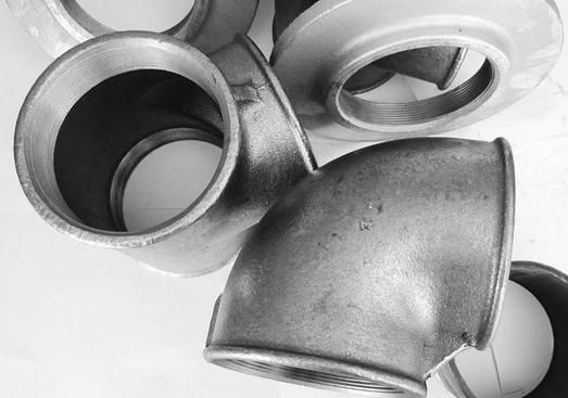 ОТВОД (УГОЛОК) Фитинги чугунные резьбовые.