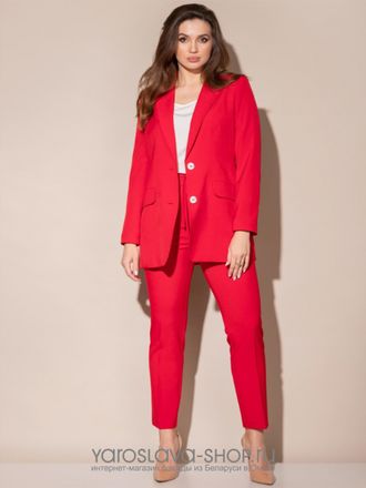 Модель: 6322-1.Женский трехпредметный комплект: брюки и жакет красного цвета и белый топ.