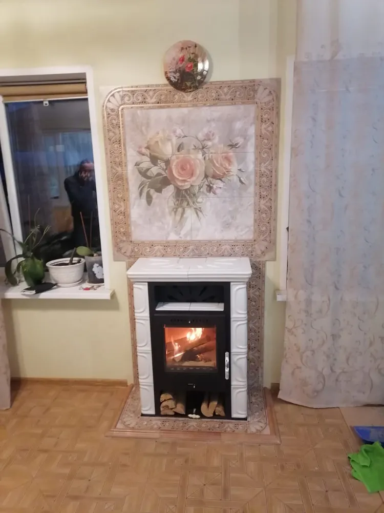 Автор проекта отделки - заказчик. Респект! Получилось неожиданно нарядно )