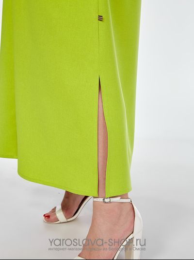 Стильное женское платье в салатовом оттенке