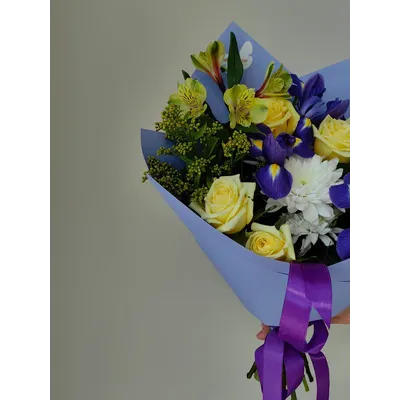 Букет цветов на 8 марта № 742