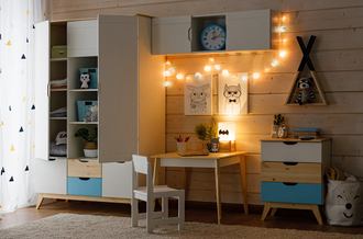 Стол детский ТК №1 из массива сосны 60 х 60 х 58 см