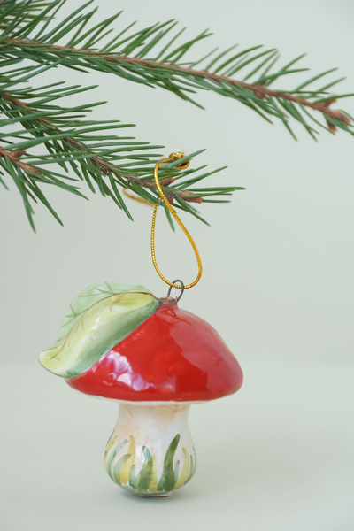 Лесной грибочек