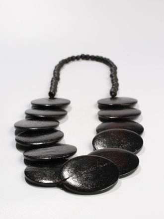 Колье из дерева "Плоские диски" черное