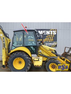 Стекло дверное правое на  New Holland LB B110, New Holland LB B115