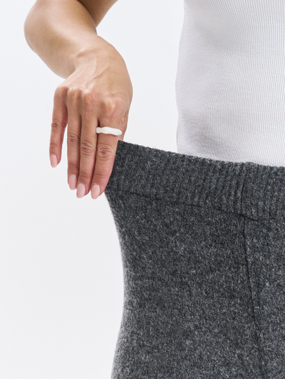 Брюки вязаные широкие на средней посадке эластичные