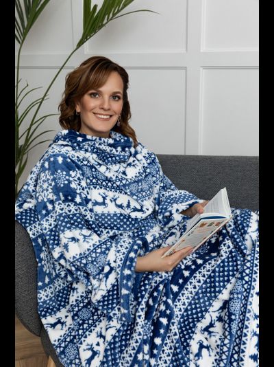 Плед с рукавами "Морозко" из микрофибры (велсофта)