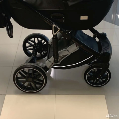 Детская коляска 3 в 1 Luxmom F2 Черный (Экокожа)