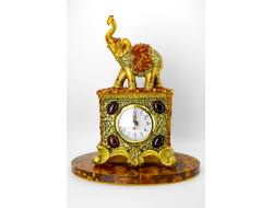 Часы "Слон " на подставке