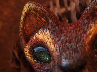 Необычная брошь "Кот-иллюзионист" (миниатюра, 4 см; авангардный стиль)