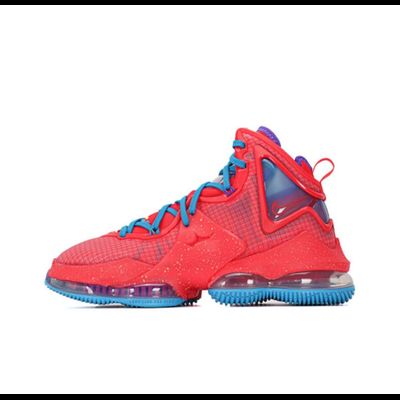 Кроссовки игровые Nike Lebron 19