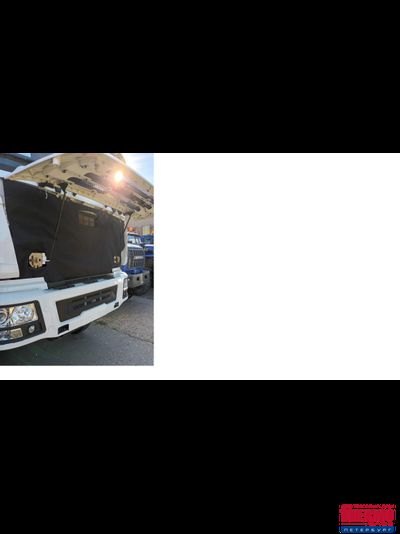 Утеплитель радиатора Shacman F3000, черный