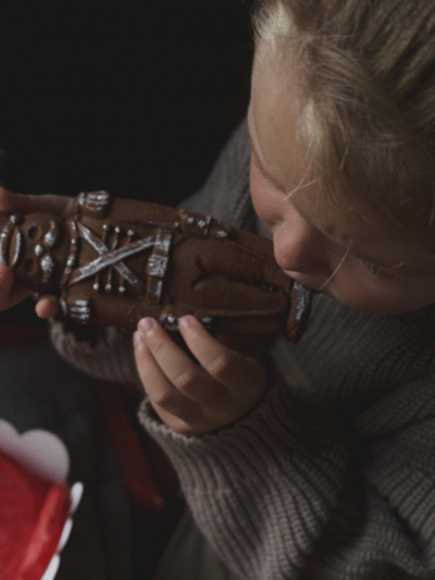 Пряничный гвардеец с черёмухой