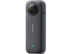 Экшн-камера Insta360 X4
