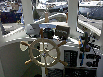 каютный катер Godzilla 22