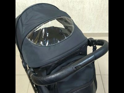 Детская коляска LUXMOM H18 Черный