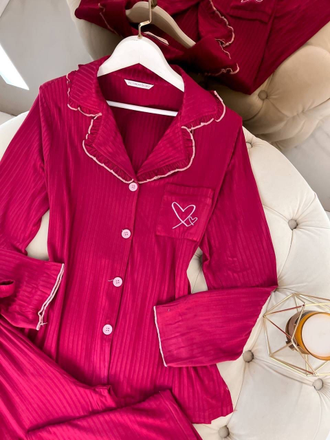 Пижама Виктория Сикрет с сердечком цвет бордовый