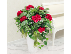 Напольная композиция из искусственных цветов с красной гортензией № НП028/Купить в Москве на АОАБУКЕ