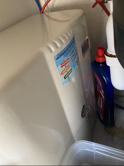 Безбаковая система обратного осмоса AquaPro AQB-600DF с дисплеем загрязненности картриджей