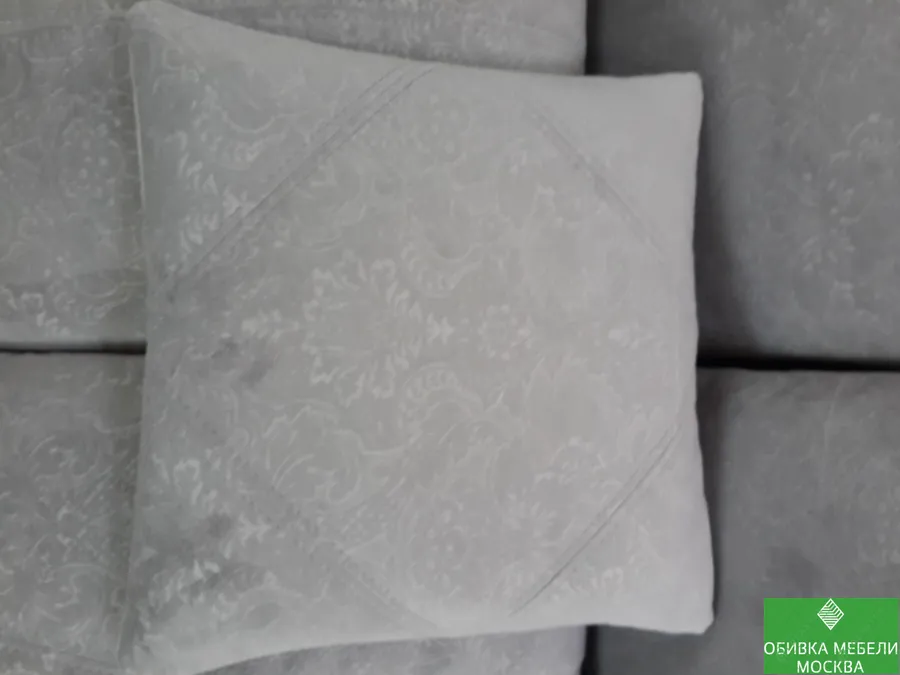 Пошив мебельных чехлов
https://obivka-mebeli-moskva.ru/services/italyanskaya-mebel-obivka