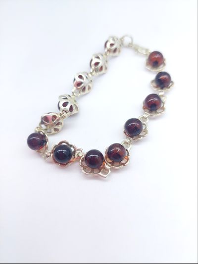 Браслет из посеребренного покрытия с янтарем