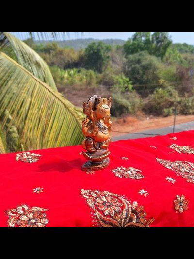 Ганеш из мангового дерева.