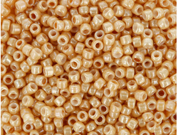Toho 15/0 0213D Opaque-Lustered Dk Beige / Глянцевый непрозрачный темно-бежевый